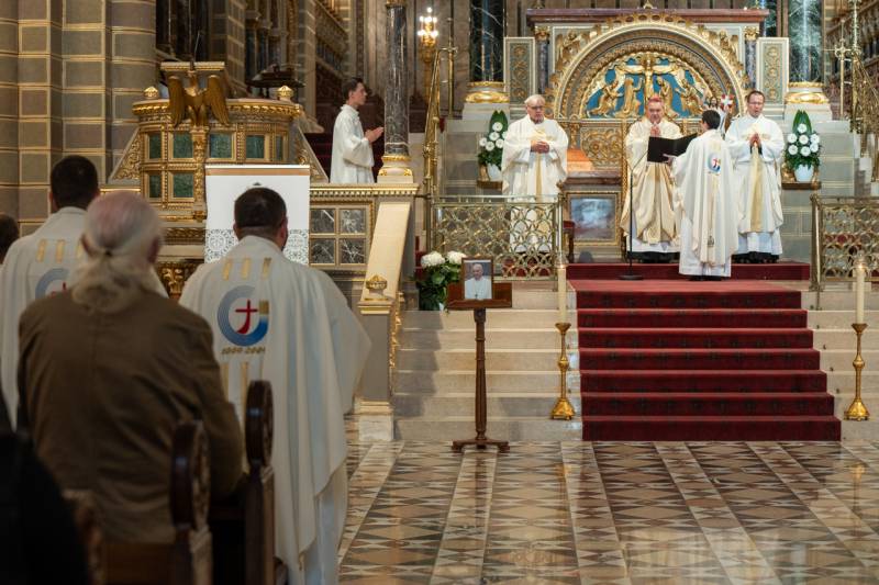 2025_04_24_ferenc papaert_13.jpg